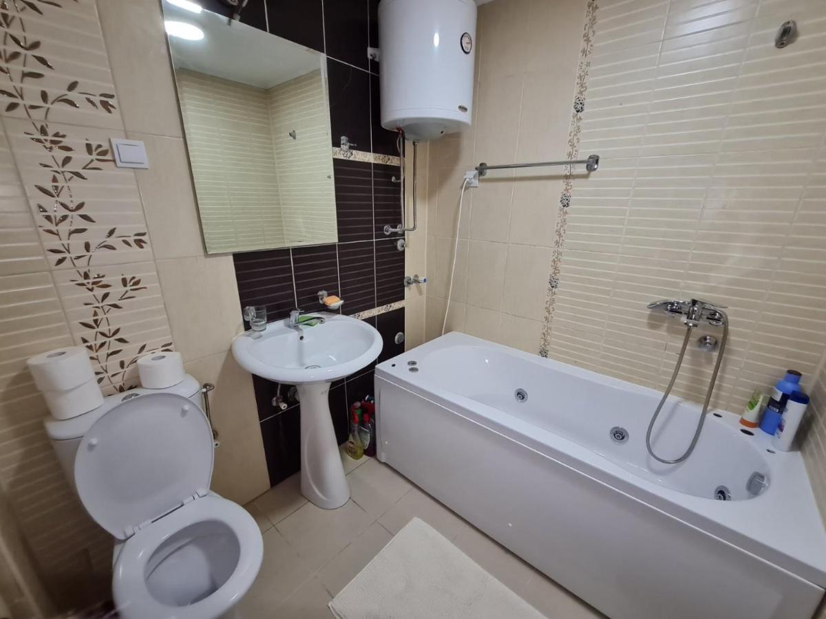 Lux Apartment Rose 2 60M2 Kragujevac Exterior foto